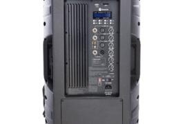 Location outil Enceinte amplifiée 600watts près de Lyon