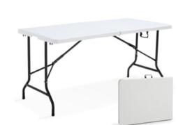 Location outil Table près de Le Pian-Médoc