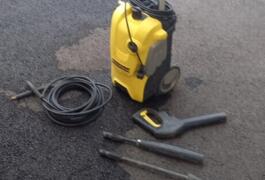 Location outil Nettoyeur haute pression électrique Karcher près de Voiron