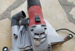 Location outil Rainureuse électrique près de Frouzins