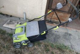 Location outil Scarificateur démousseur électrique près de Frouzins