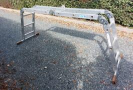 Location outil Échelle transformable alu près de Bourges