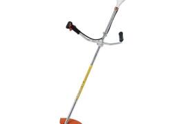 Location outil Débroussailleuse thermique Stihl près de Béthune