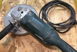Location outil Meuleuse/lapidaire  Metabo près de Rezé