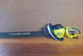 Location outil Taille haie électrique Ryobi près de Saint-Gervais-sur-Mare