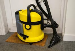 Location outil Shampouineuse  Karcher près de Bordeaux