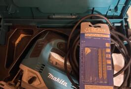 Location outil Scie sauteuse Filaire Makita près de Grande-Synthe