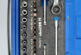 Location outil Coffret clés à douilles Coffret près de Pontoise