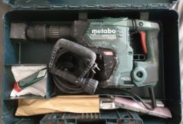 Location outil Burineur perforateur  Metabo près de Villabé
