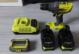 Location outil Visseuse perceuse Sans-fil Ryobi près de Champigny-sur-Marne