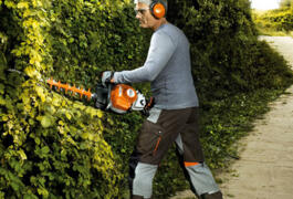 Location outil Taille haie thermique Stihl près de Ozoir-la-Ferrière