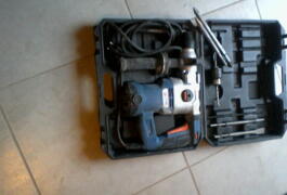 Location outil Marteau perforateur électrique près de Vouzeron
