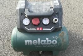 Location outil Compresseur électrique Metabo près de Saint-André-lez-Lille