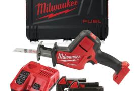 Location outil Scie sabre  Milwaukee près de Salaunes