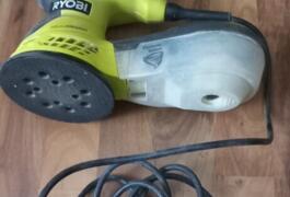 Location outil Ponceuse électrique Ryobi près de Louveciennes
