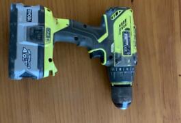 Location outil Visseuse perceuse Sans-fil Ryobi près de Pertuis