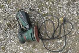 Location outil Ponceuse orbitale électrique Bosch près de Aubusson