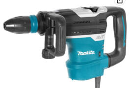 Location outil Burineur perforateur électrique Makita près de D'Huison-Longueville