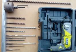 Location outil Burineur perforateur électrique Makita près de Varzay