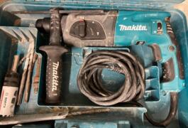 Location outil Burineur perforateur électrique Makita près de Rosières-près-Troyes
