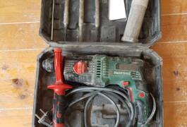 Location outil Perforateur burineur électrique près de Agen