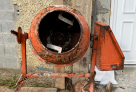 Location outil Bétonnière électrique près de Eyzin-Pinet