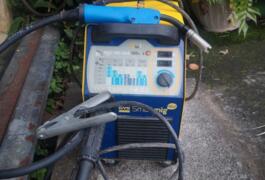 Location outil Poste à souder mig gaz no gaz électrique près de Saint-Joseph