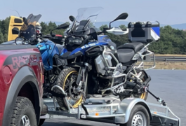 Location outil Remorque porte moto Moins de 750kg Lider près de Charnoz-sur-Ain