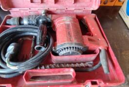 Location outil Perforateur électrique Hilti près de Tourzel-Ronzières