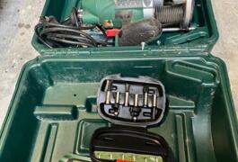 Location outil Défonceuse à bois électrique Bosch près de Beaumont-sur-Oise