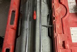 Location outil Découpe carrelage Manuel Hilti près de Beaumont-sur-Oise