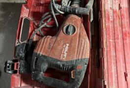 Location outil Marteau piqueur électrique Hilti près de Beaumont-sur-Oise