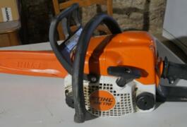 Location outil Tronçonneuse à bois Thermique Stihl près de Saint-Malon-sur-Mel
