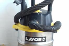 Location outil Aspirateur de chantier électrique près de Varzay