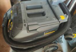 Location outil Aspirateur de chantier électrique Karcher près de Lanester