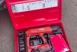 Location outil Cloueur électrique Plaquiste !  Hilti près de Lanester