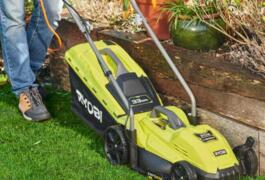 Location outil Tondeuse à gazon électrique Ryobi près de Vern-sur-Seiche