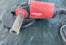 Location outil Meuleuse disqueuse 230mm Hilti près de Vendôme
