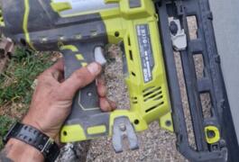 Location outil Cloueur électrique Ryobi près de Roquemaure
