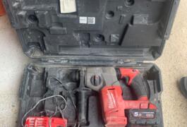Location outil Perforateur électrique Milwaukee près de Alès
