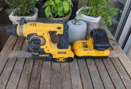 Location outil Burineur perforateur électrique Dewalt près de Lyon