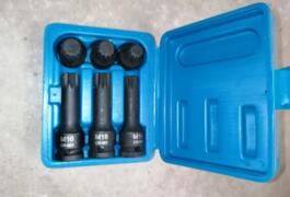 Location outil Coffret clés à douilles Coffret près de Voiron