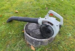 Location outil Souffleur à feuille Thermique près de Échallon