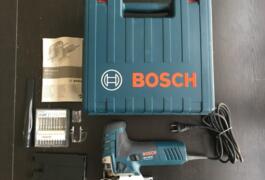 Location outil Scie sauteuse Filaire Bosch près de Eaubonne