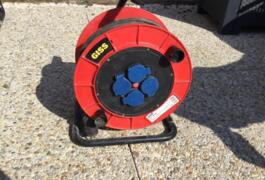 Location outil Enrouleur électrique Enrouleur près de Non renseignée