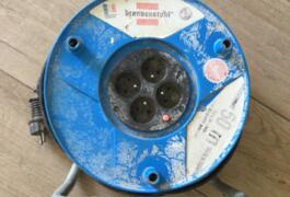 Location outil Rallonge enrouleur Enrouleur près de Non renseignée