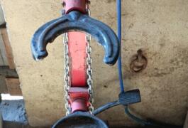 Location outil Compresseur amortisseur Hydraulique près de Estrées-lès-Crécy