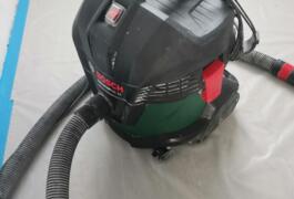 Location outil Aspirateur de chantier électrique Bosch près de Marseille