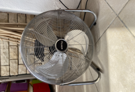 Location outil Ventilateur électrique près de Six-Fours-les-Plages