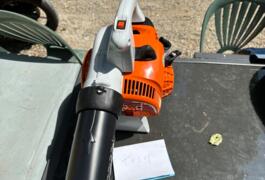 Location outil Souffleur à feuille Thermique Stihl près de Eyzin-Pinet